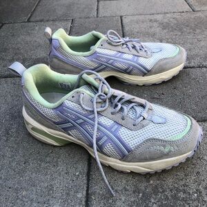 ASICS GEL-1090V2 sneakers size 8.5 lilac lime gray
